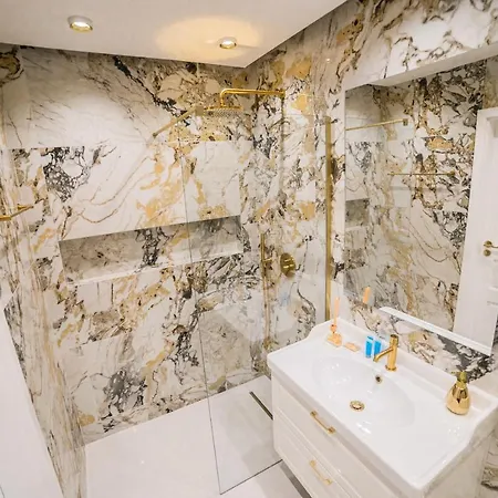 Kazimierza Wielkiego Luxury By Bookinghost Apartment *